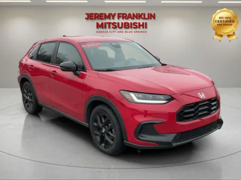 Red 2023 Honda HR-V Sport for sale in Kansas City, MO