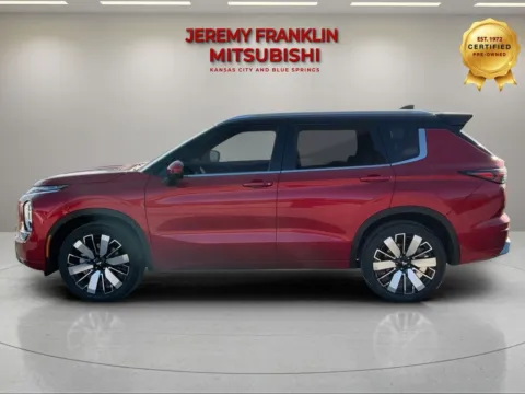 More photos of 2026 Mitsubishi Outlander SEL at Jeremy Franklin Mitsubishi, MO