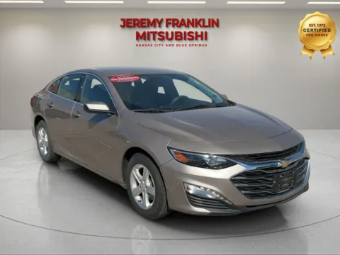 Gray 2024 Chevrolet Malibu LT for sale in Kansas City, MO