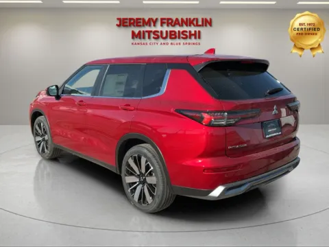More photos of 2026 Mitsubishi Outlander SE at Jeremy Franklin Mitsubishi, MO