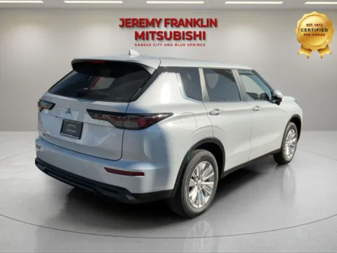 Another view of 2026 Mitsubishi Outlander ES for sale in Kansas City, MO at Jeremy Franklin Mitsubishi