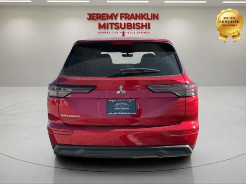 More photos of 2026 Mitsubishi Outlander ES at Jeremy Franklin Mitsubishi, MO