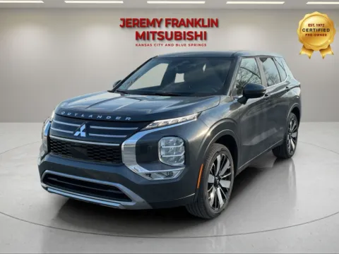 More photos of 2026 Mitsubishi Outlander SE at Jeremy Franklin Mitsubishi, MO