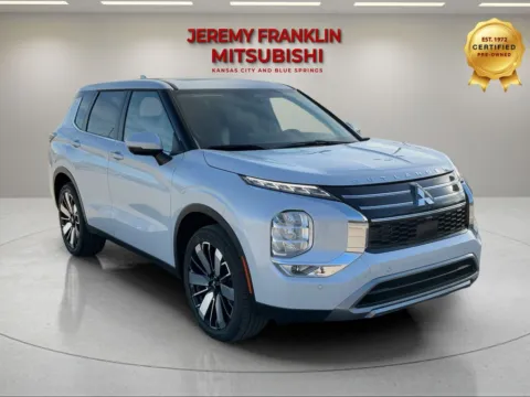 White 2026 Mitsubishi Outlander SE for sale in Kansas City, MO