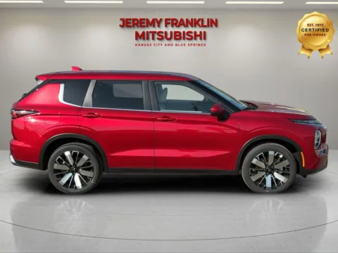 Photos of 2026 Mitsubishi Outlander SE for sale in Kansas City, MO at Jeremy Franklin Mitsubishi