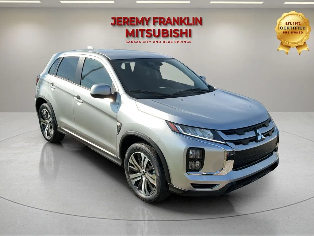 2026 Mitsubishi Outlander Sport 2.0 ES AWC CVT's photo