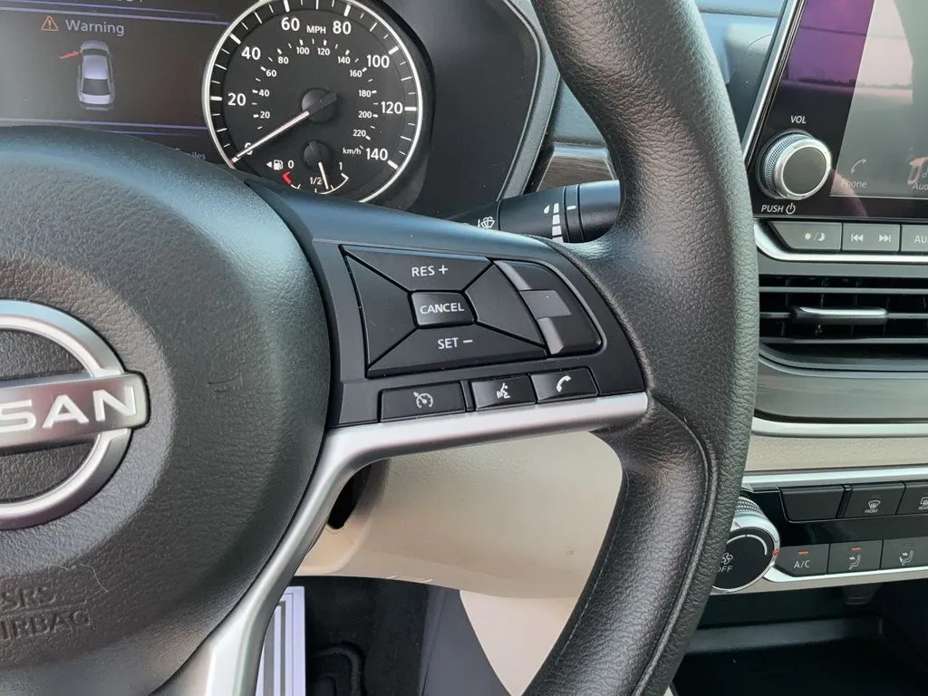 2025 Nissan Altima SV - Photo 27