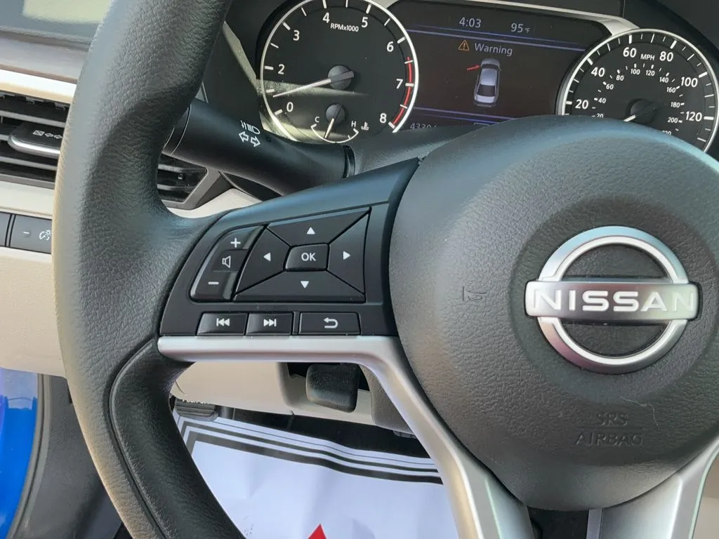 2025 Nissan Altima SV - Photo 26