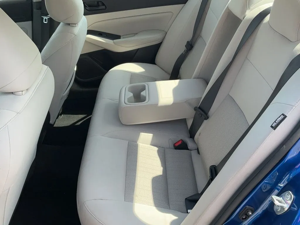 2025 Nissan Altima SV - Photo 12