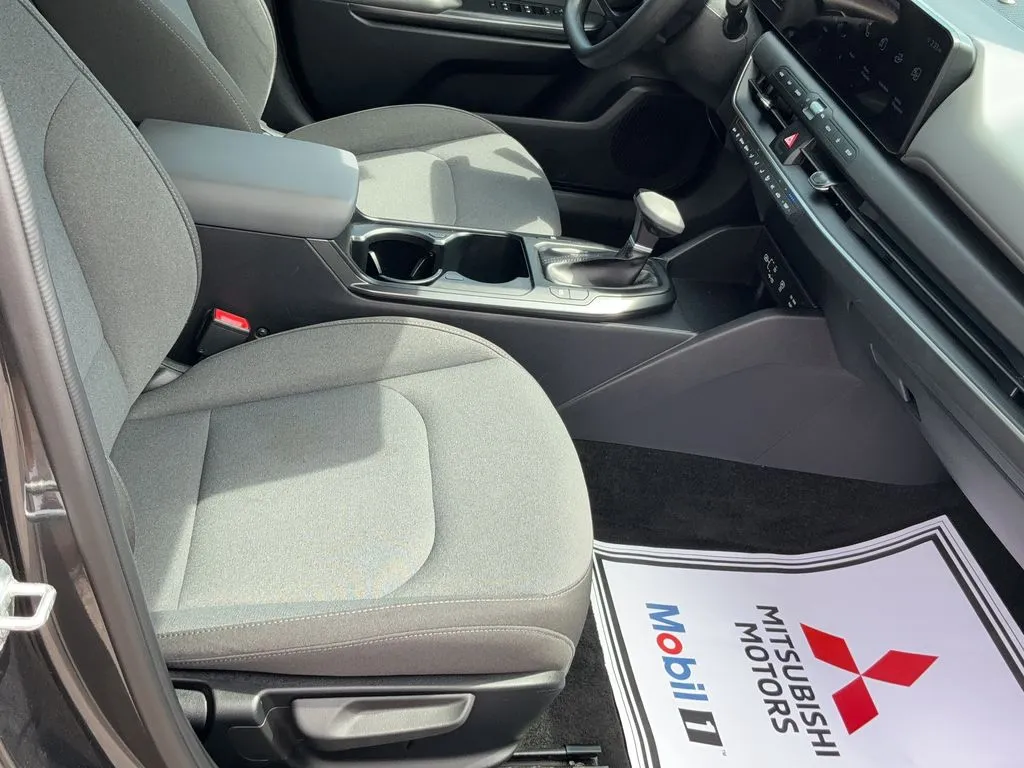 2025 Kia K4 LXS - Photo 21