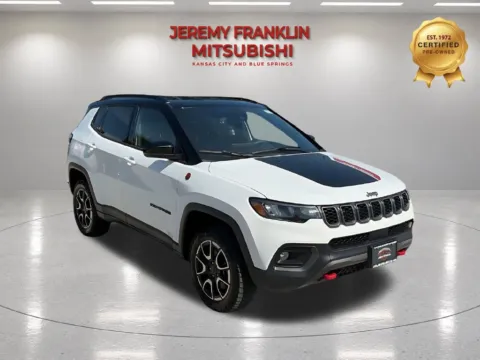 White 2025 Jeep Compass Trailhawk for sale in Kansas City, MO