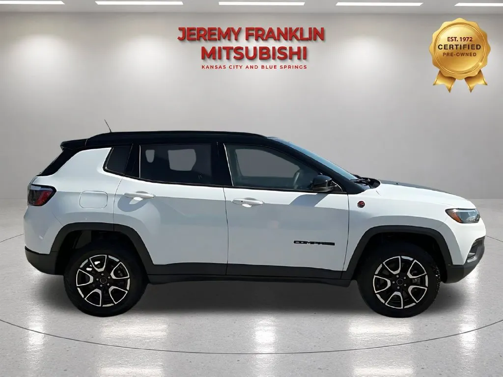 Used 2025 Jeep Compass Trailhawk with VIN 3C4NJDDN4ST534236 for sale in Kansas City