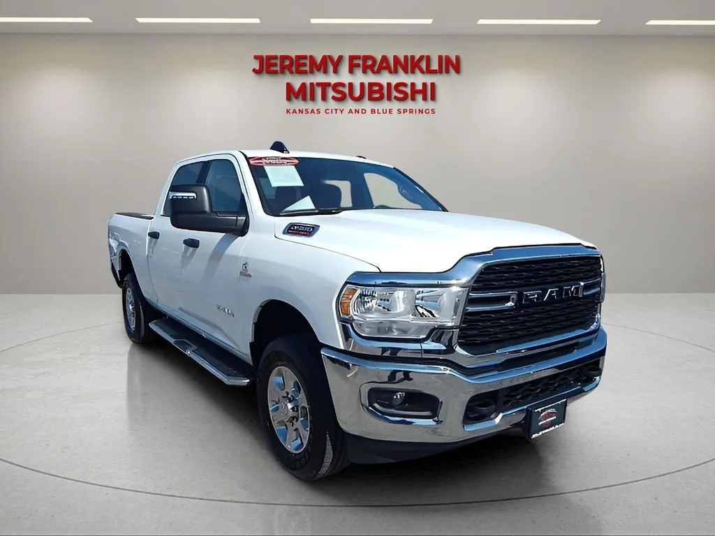 White 2024 Ram 2500 Big Horn for sale in Kansas City, MO