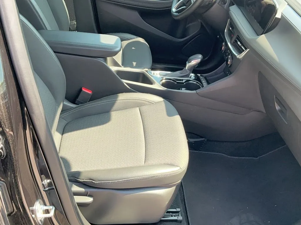 2025 Buick Encore GX Preferred - Photo 21