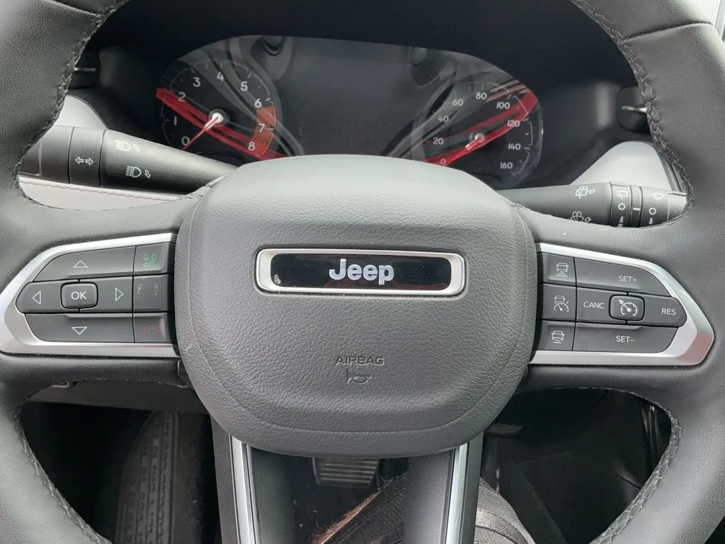 2025 Jeep Compass Limited - Photo 27