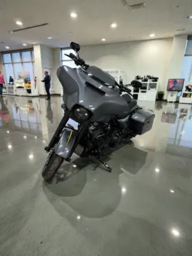 Photos of 2021 Harley-Davidson Touring Street Glide Special for sale in Kansas City, MO at Jeremy Franklin Mitsubishi