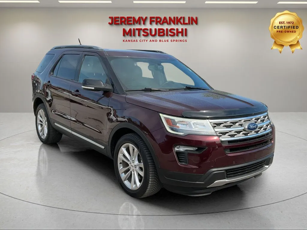 Red 2018 Ford Explorer XLT for sale in Kansas City, MO