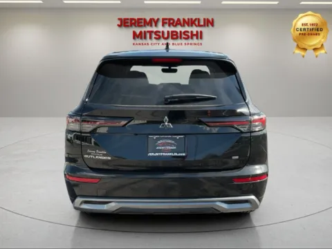 More photos of 2026 Mitsubishi Outlander SE at Jeremy Franklin Mitsubishi, MO