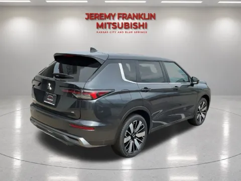 Another view of 2026 Mitsubishi Outlander SE for sale in Kansas City, MO at Jeremy Franklin Mitsubishi