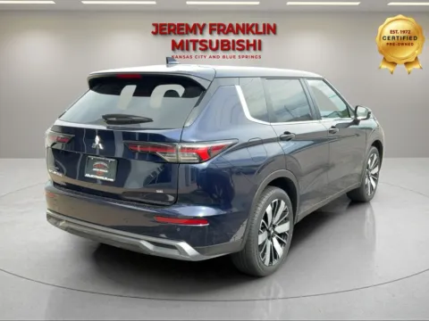 More photos of 2026 Mitsubishi Outlander SE at Jeremy Franklin Mitsubishi, MO
