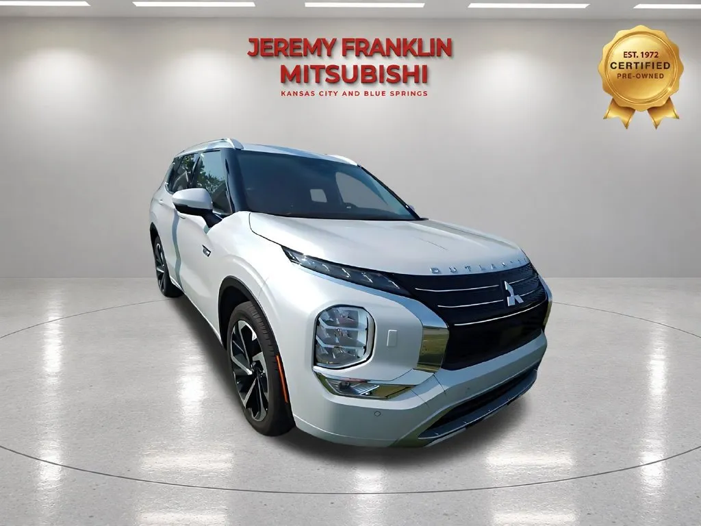 2023 Mitsubishi Outlander Plug-In Hybrid