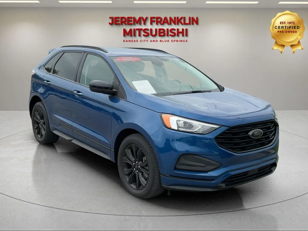 Blue 2022 Ford Edge SE for sale in Kansas City, MO