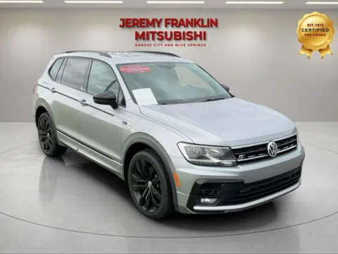 Silver 2020 Volkswagen Tiguan 2.0T SE R-Line Black for sale in Kansas City, MO
