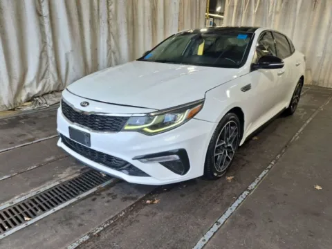 White 2020 Kia Optima SE for sale in Kansas City, MO