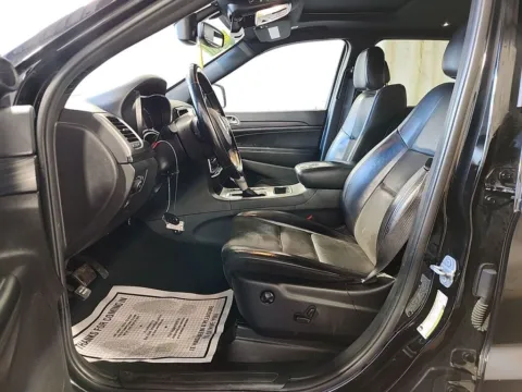 More photos of 2020 Jeep Grand Cherokee Altitude at Jeremy Franklin Mitsubishi, MO