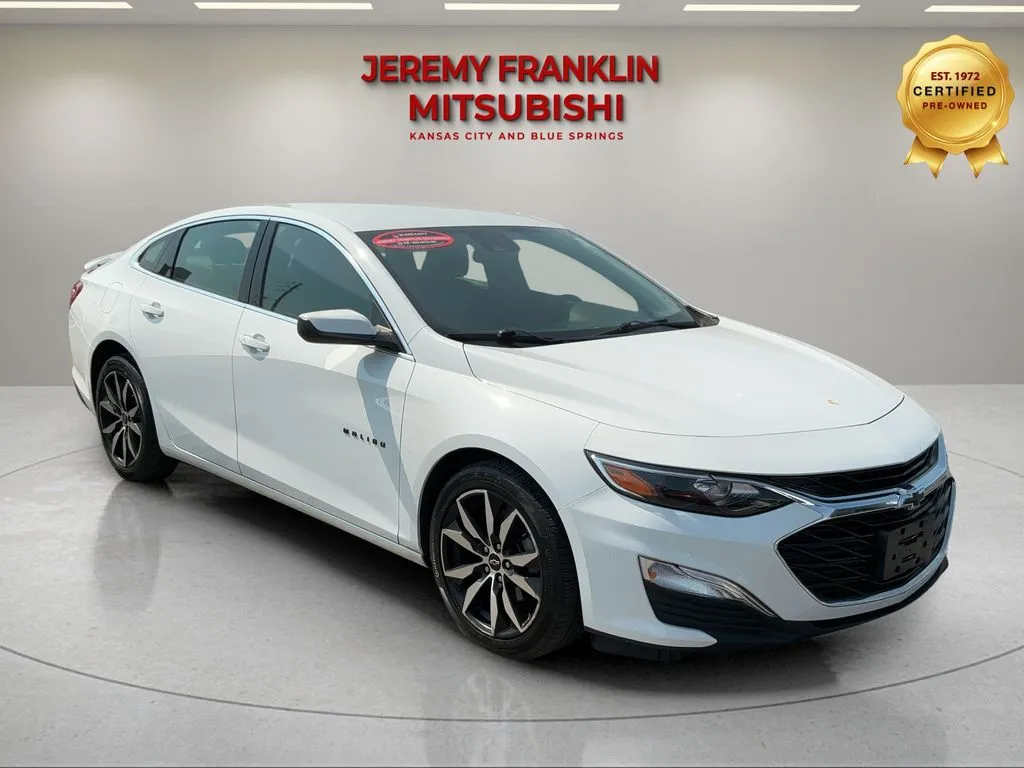 White 2024 Chevrolet Malibu RS for sale in Kansas City, MO