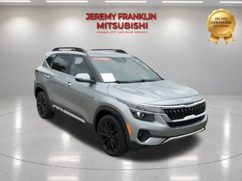 Gray 2022 Kia Seltos Nightfall for sale in Kansas City, MO