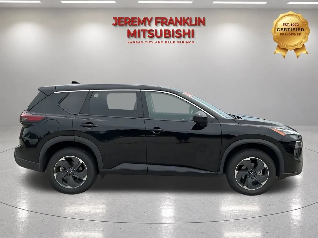 Used 2024 Nissan Rogue SV with VIN 5N1BT3BB3RC707570 for sale in Kansas City
