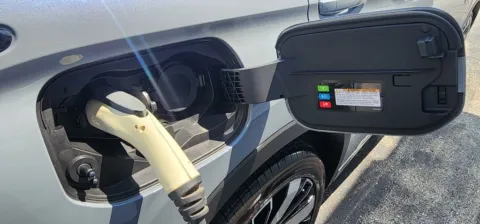 More photos of 2026 Mitsubishi Outlander PHEV SEL at Jeremy Franklin Mitsubishi, MO