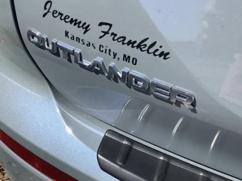 More photos of 2026 Mitsubishi Outlander SE at Jeremy Franklin Mitsubishi, MO
