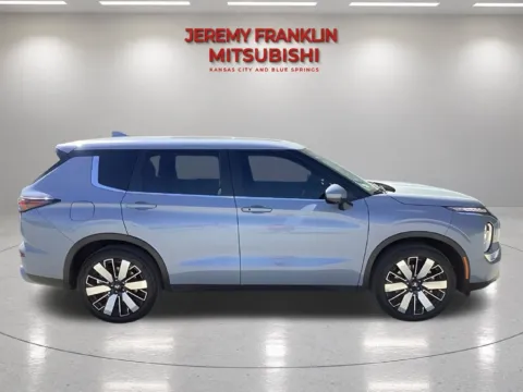 Photos of 2026 Mitsubishi Outlander SE for sale in Kansas City, MO at Jeremy Franklin Mitsubishi