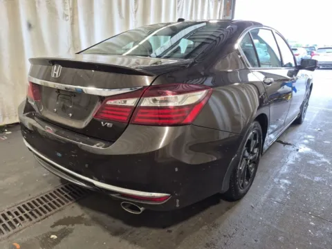More photos of 2016 Honda Accord EX-L at Jeremy Franklin Mitsubishi, MO