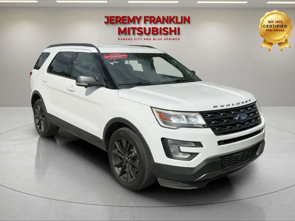 Used 2017 Ford Explorer XLT with VIN 1FM5K8D82HGA46751 for sale in Kansas City