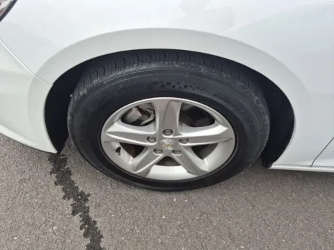More photos of 2023 Chevrolet Malibu LT at Jeremy Franklin Mitsubishi, MO