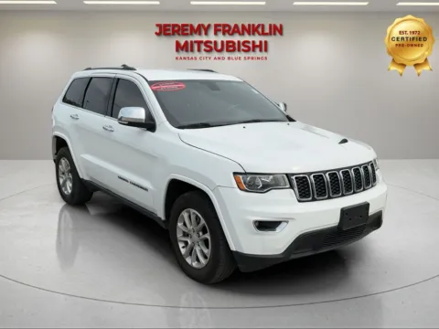 White 2021 Jeep Grand Cherokee Laredo E for sale in Kansas City, MO
