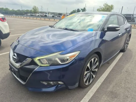 Blue 2017 Nissan Maxima SR for sale in Kansas City, MO
