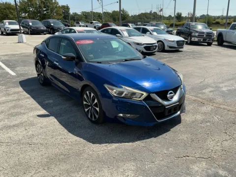 Blue 2017 Nissan Maxima SR for sale in Kansas City, MO