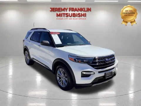 White 2020 Ford Explorer XLT for sale in Kansas City, MO