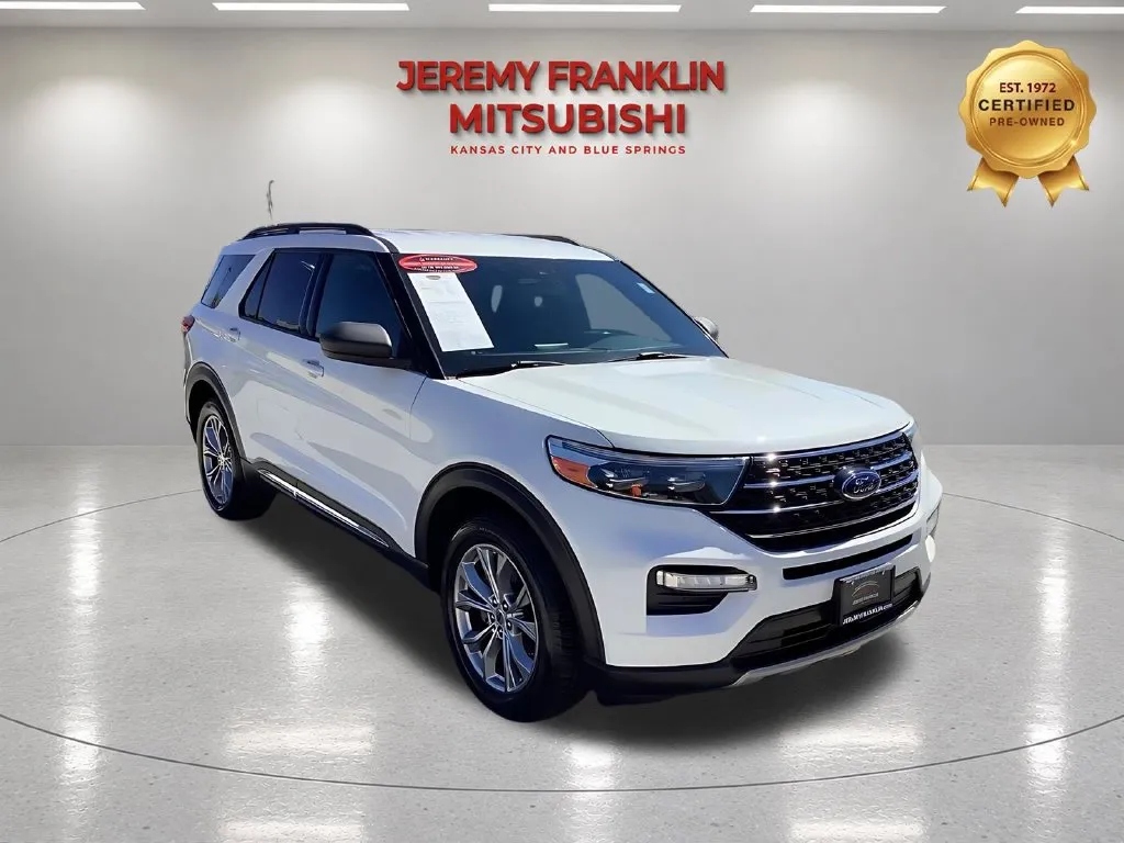 White 2020 Ford Explorer XLT for sale in Kansas City, MO
