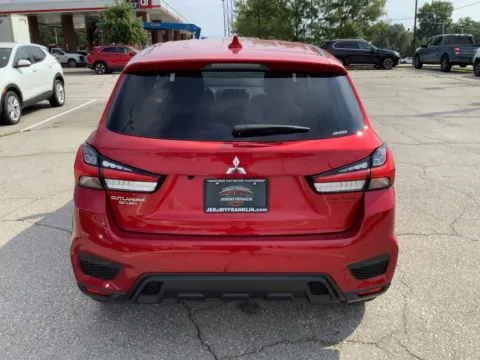 More photos of 2027 Mitsubishi Outlander Sport 2.0 ES at Jeremy Franklin Mitsubishi, MO