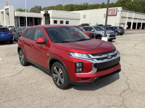 Red 2027 Mitsubishi Outlander Sport 2.0 ES for sale in Kansas City, MO