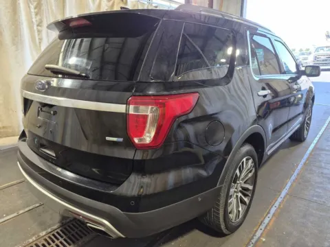 More photos of 2016 Ford Explorer Platinum at Jeremy Franklin Mitsubishi, MO