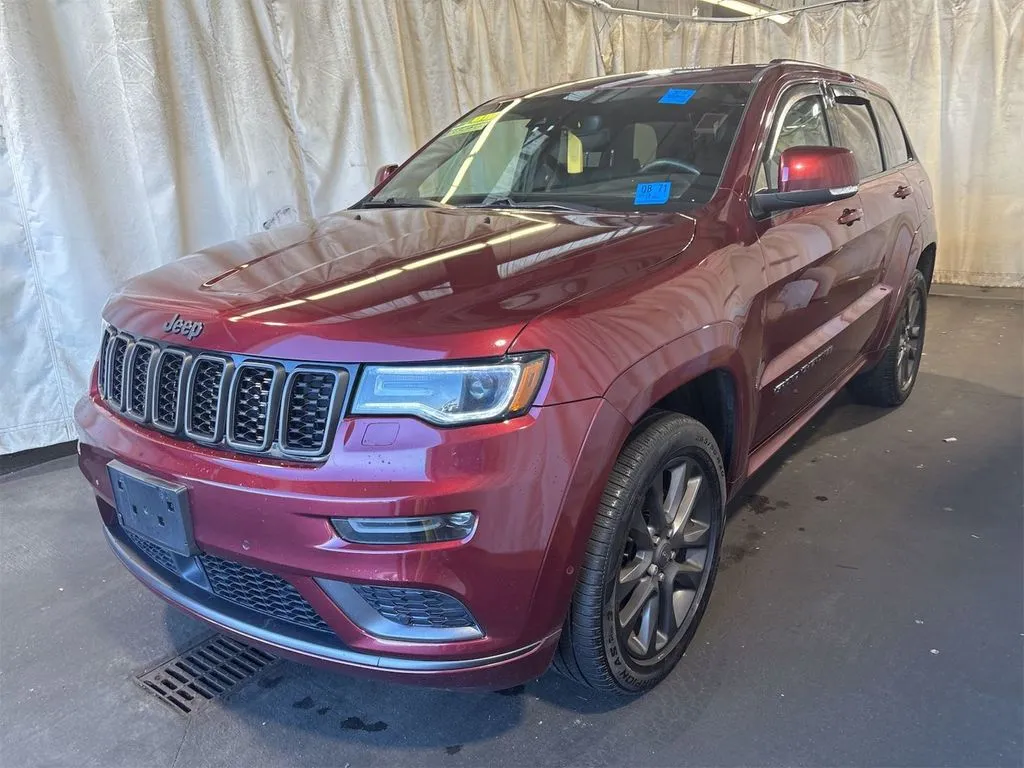 Red 2018 Jeep Grand Cherokee Overland for sale in Kansas City, MO