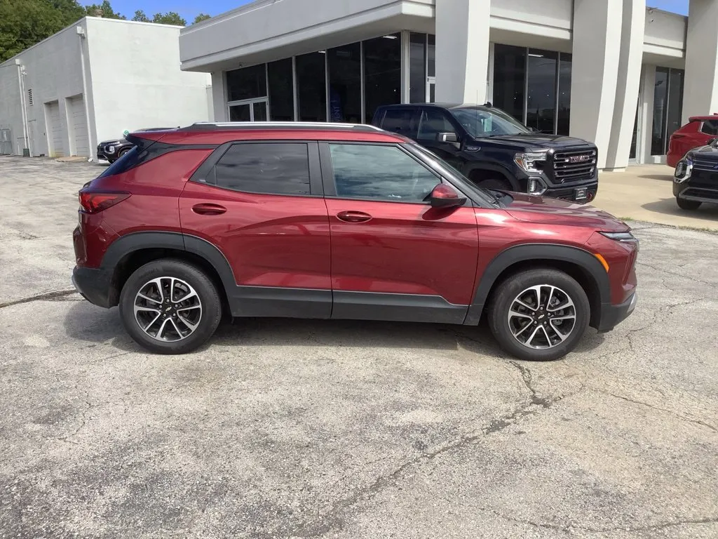 Used 2025 Chevrolet Trailblazer LT with VIN KL79MPSL4SB182771 for sale in Kansas City