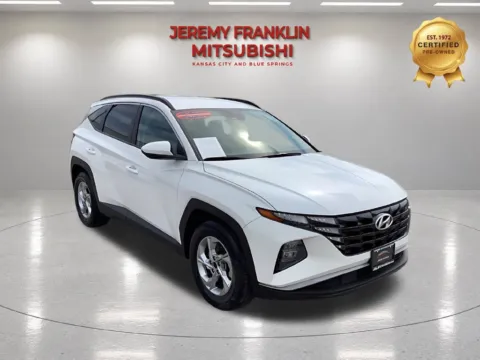 White 2024 Hyundai Tucson SEL for sale in Kansas City, MO