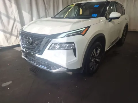 More photos of 2021 Nissan Rogue Platinum at Jeremy Franklin Mitsubishi, MO